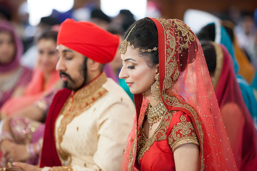 Female Asian Wedding Photographer for Sikh Wedding Ceremony